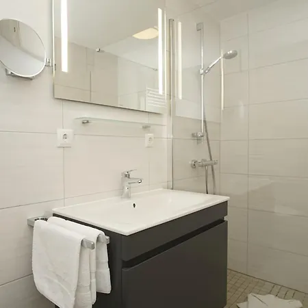 Rex Rugia Haus 17 02 ロープベ