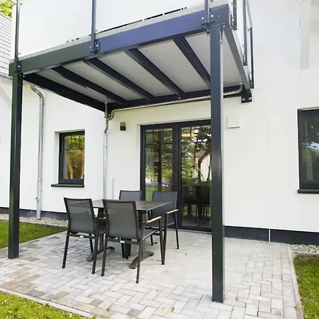 Rex Rugia Haus 17 02 * ロープベ