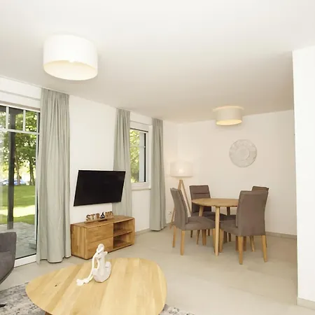 アパート Rex Rugia Haus 17 02 *